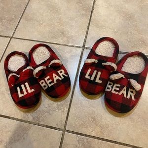 Kids slippers Christmas Holiday size 13-1 -2 pairs